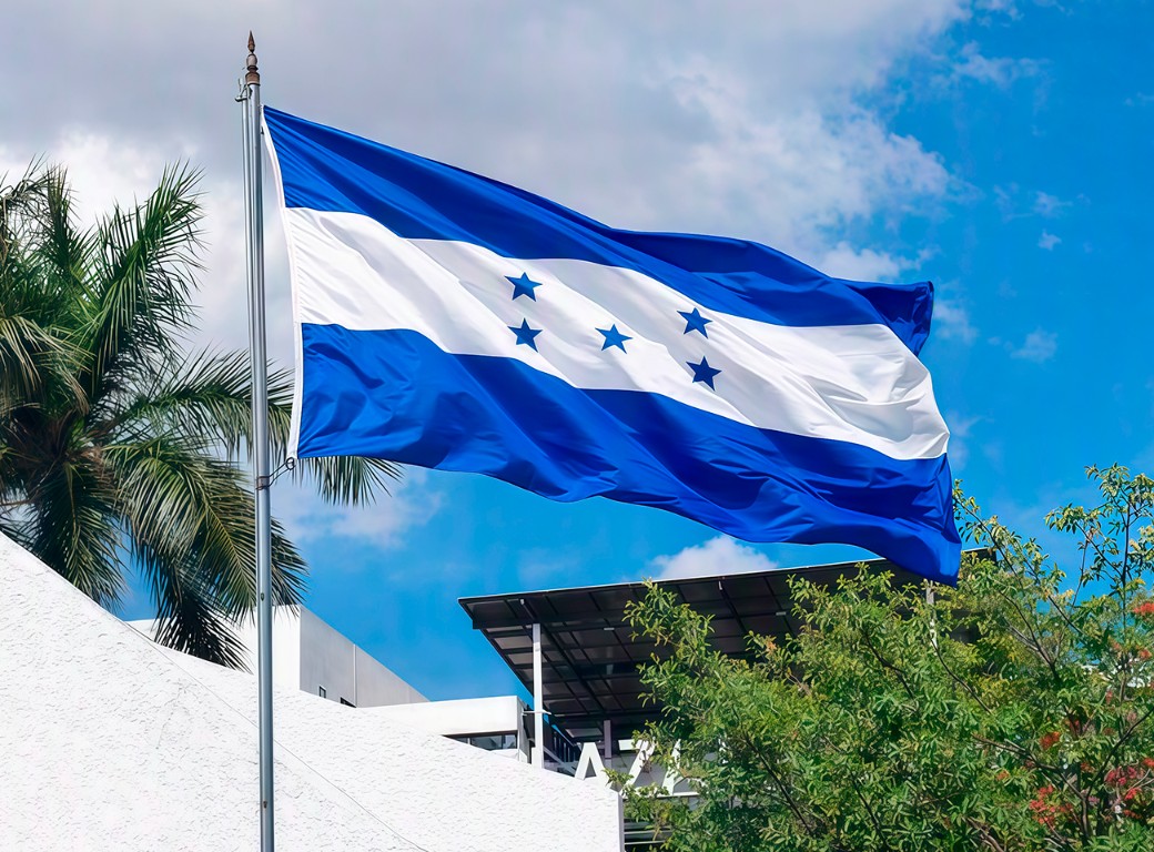 Conmemoración del Mes de la Patria y Día de la Bandera Nacional